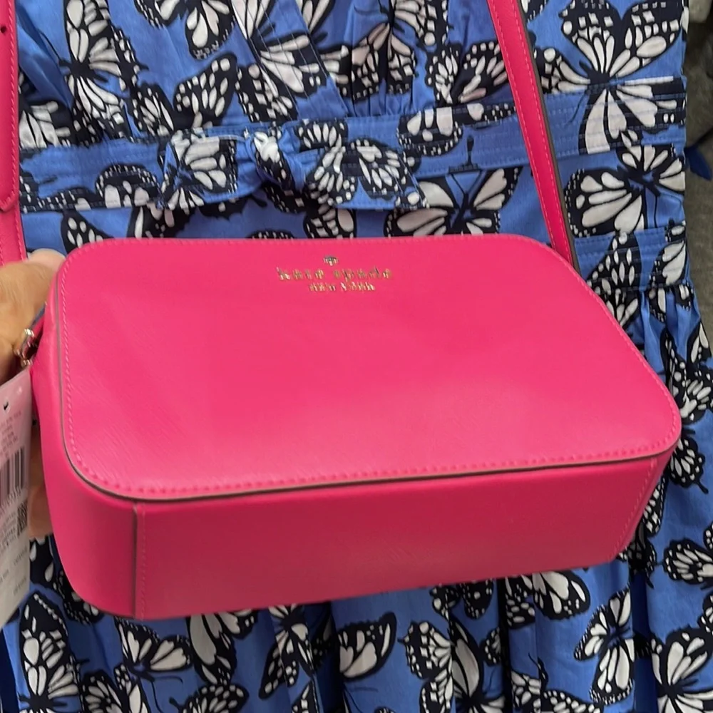 Kate Spade Staci Women’s Crossbody Mini Camera Bag 
Color: Deep Hibiscus 
NWT - Picture 4 of 16